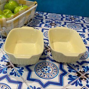 Vintage 1983 Pfaltzgraff Bakeware set yellow green